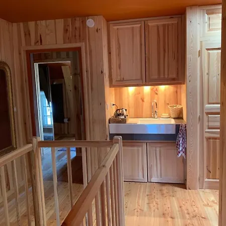 Le Potala Bed and Breakfast