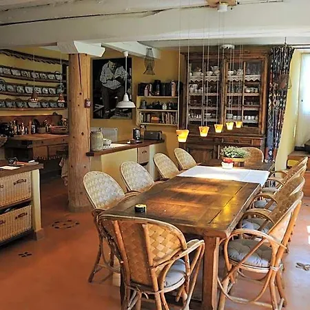 Le Potala Bed & Breakfast 3*