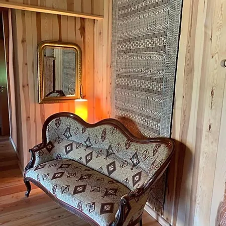 Le Potala Bed & Breakfast 3*