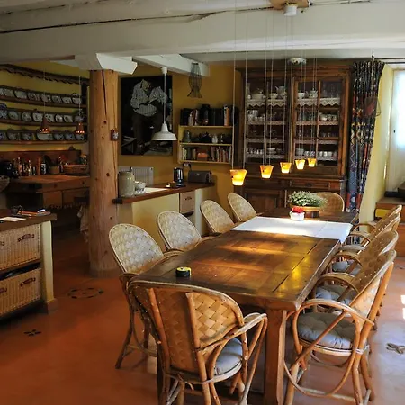 乐布达拉住宿加早餐旅馆 3* Le Bouchet-Saint-Nicolas